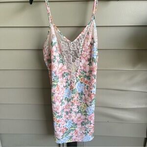 Vintage Gold Tag Victoria’s Secret Pink Floral Chemise Sz Medium Mini Slip Dress